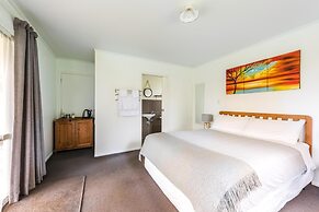 Off The Beaten Trail Accommodation & Bike Tours