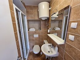 Malena Palace Experience