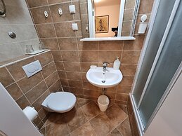 Malena Palace Experience