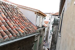 Malena Palace Experience