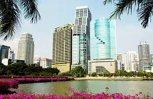 Column Bangkok Hotel