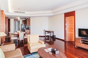 Column Bangkok Hotel