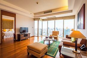 Column Bangkok Hotel