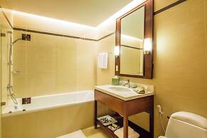 Column Bangkok Hotel