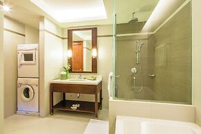 Column Bangkok Hotel