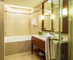 Column Bangkok Hotel