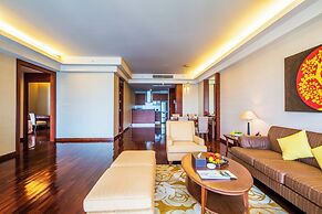 Column Bangkok Hotel