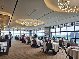 Column Bangkok Hotel