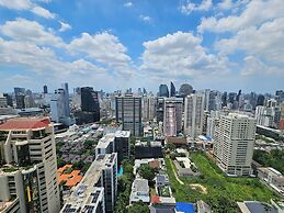 Column Bangkok Hotel
