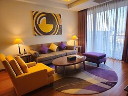 Column Bangkok Hotel