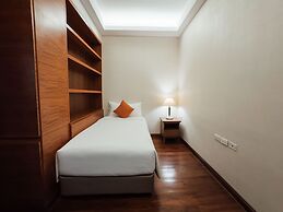 Column Bangkok Hotel