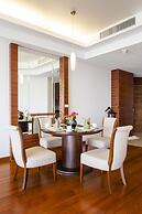 Column Bangkok Hotel