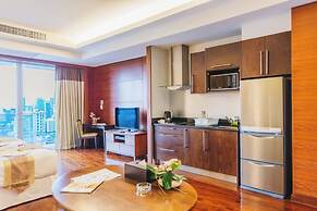 Column Bangkok Hotel