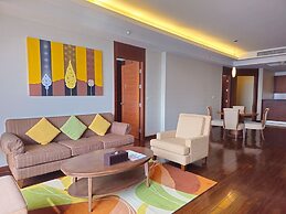 Column Bangkok Hotel