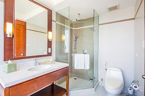 Column Bangkok Hotel