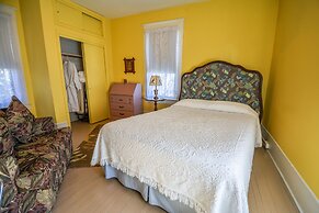 Dailey Renewal Retreat Bed & Breakfast