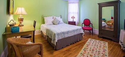 Dailey Renewal Retreat Bed & Breakfast