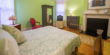 Dailey Renewal Retreat Bed & Breakfast