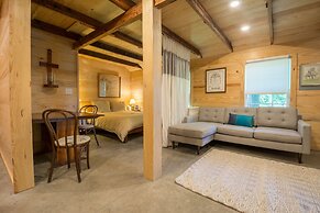 Dailey Renewal Retreat Bed & Breakfast