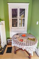 Dailey Renewal Retreat Bed & Breakfast