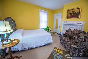 Dailey Renewal Retreat Bed & Breakfast