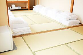 Hiroshima Peace Hotel - Hostel