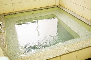 Hiroshima Peace Hotel - Hostel