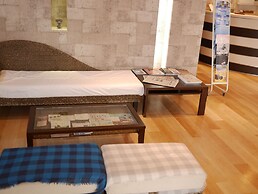 Hiroshima Peace Hotel - Hostel