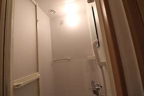 Hiroshima Peace Hotel - Hostel