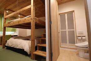 Hiroshima Peace Hotel - Hostel