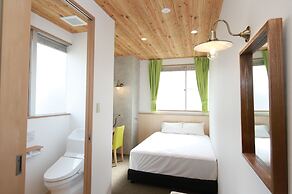 Hiroshima Peace Hotel - Hostel