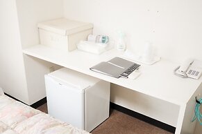 Hiroshima Peace Hotel - Hostel