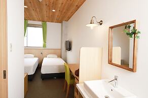 Hiroshima Peace Hotel - Hostel