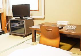 Hiroshima Peace Hotel - Hostel