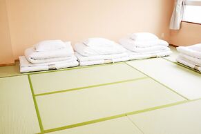 Hiroshima Peace Hotel - Hostel