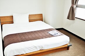 Hiroshima Peace Hotel - Hostel