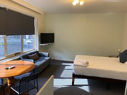 City Edge Serviced Apartments East Melbourne