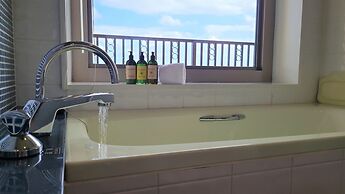 Loisir Spa Tower Naha