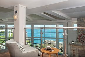 Cliff House Maine