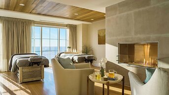 Cliff House Maine