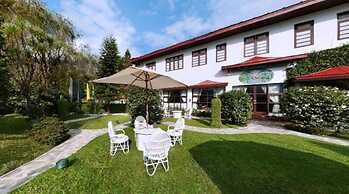 The Elgin Nor-Khill - A Heritage Hotel & Spa