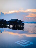 Vedana Lagoon Resort and Spa