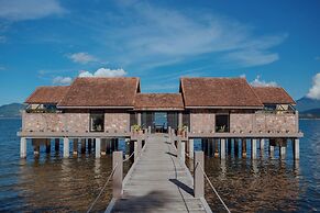 Vedana Lagoon Resort and Spa
