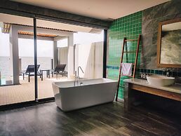 Vedana Lagoon Resort and Spa