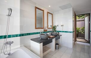 Vedana Lagoon Resort and Spa