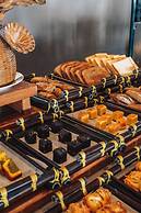 Vedana Lagoon Resort and Spa