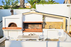 Golden Dream Apartments