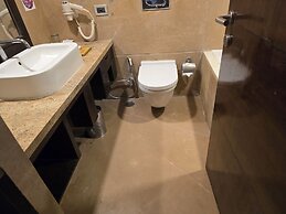 Royal Orchid Central Kireeti