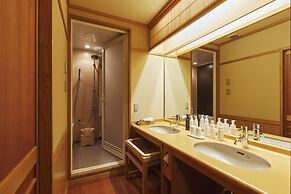 Takinoyu Hotel