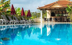 California Beach Hotel - Adults only